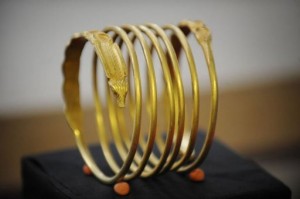 Dacian gold arm bracelet, 1st c. B.C.