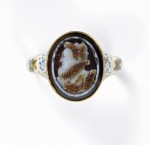 Ring, gold with sardonyx cameo of Elizabeth I, England. Cameo, 1570-1600; Ring, 1630-45 (c) Victoria and Albert Museum, London