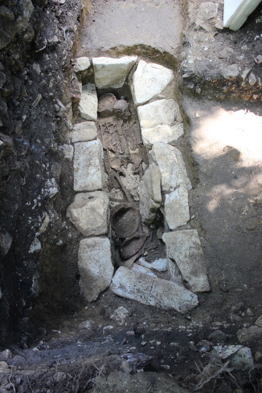 Elite 9th c. cist burial found in Palenque