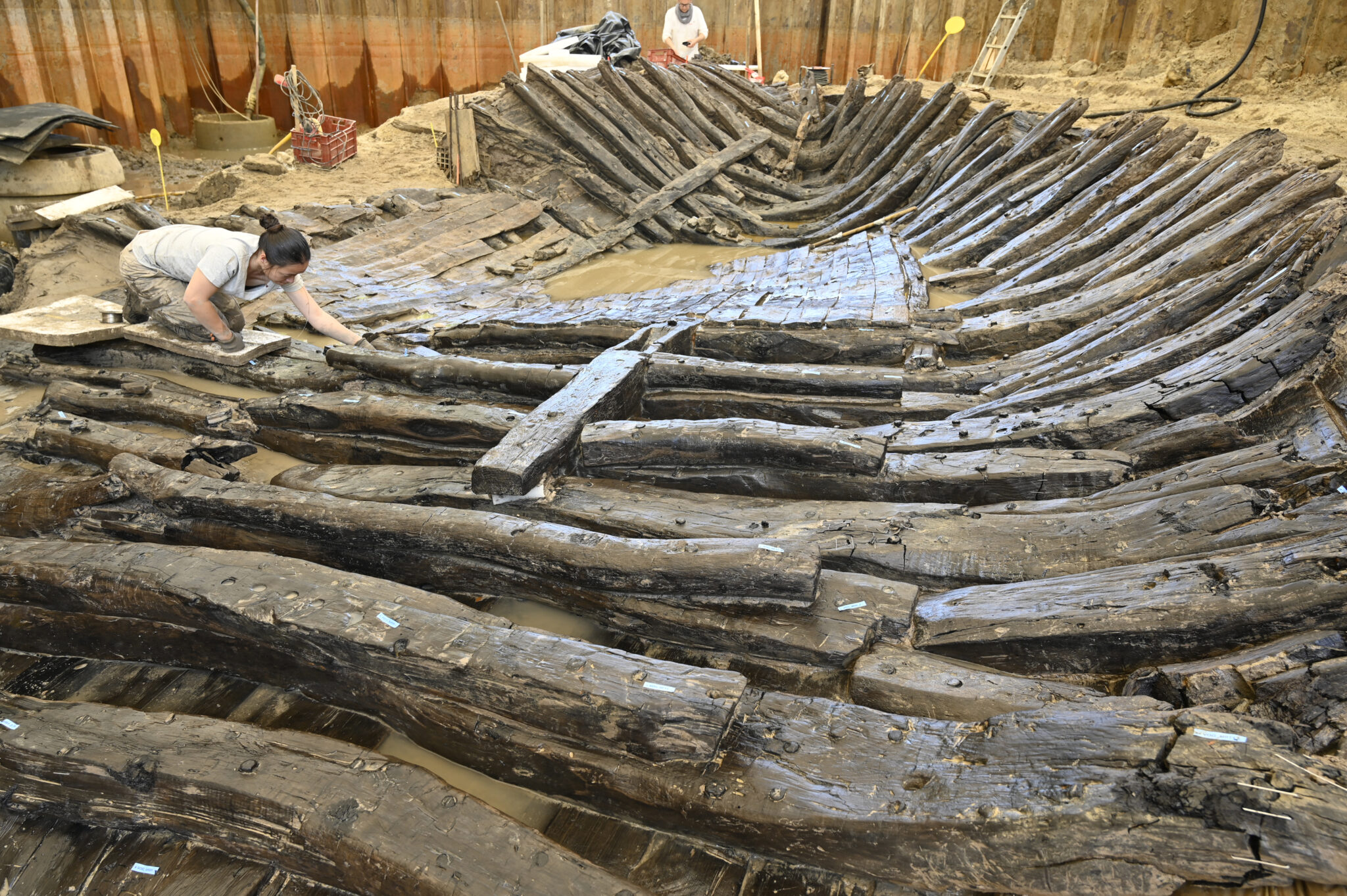1,300-year-old shipwreck found in France