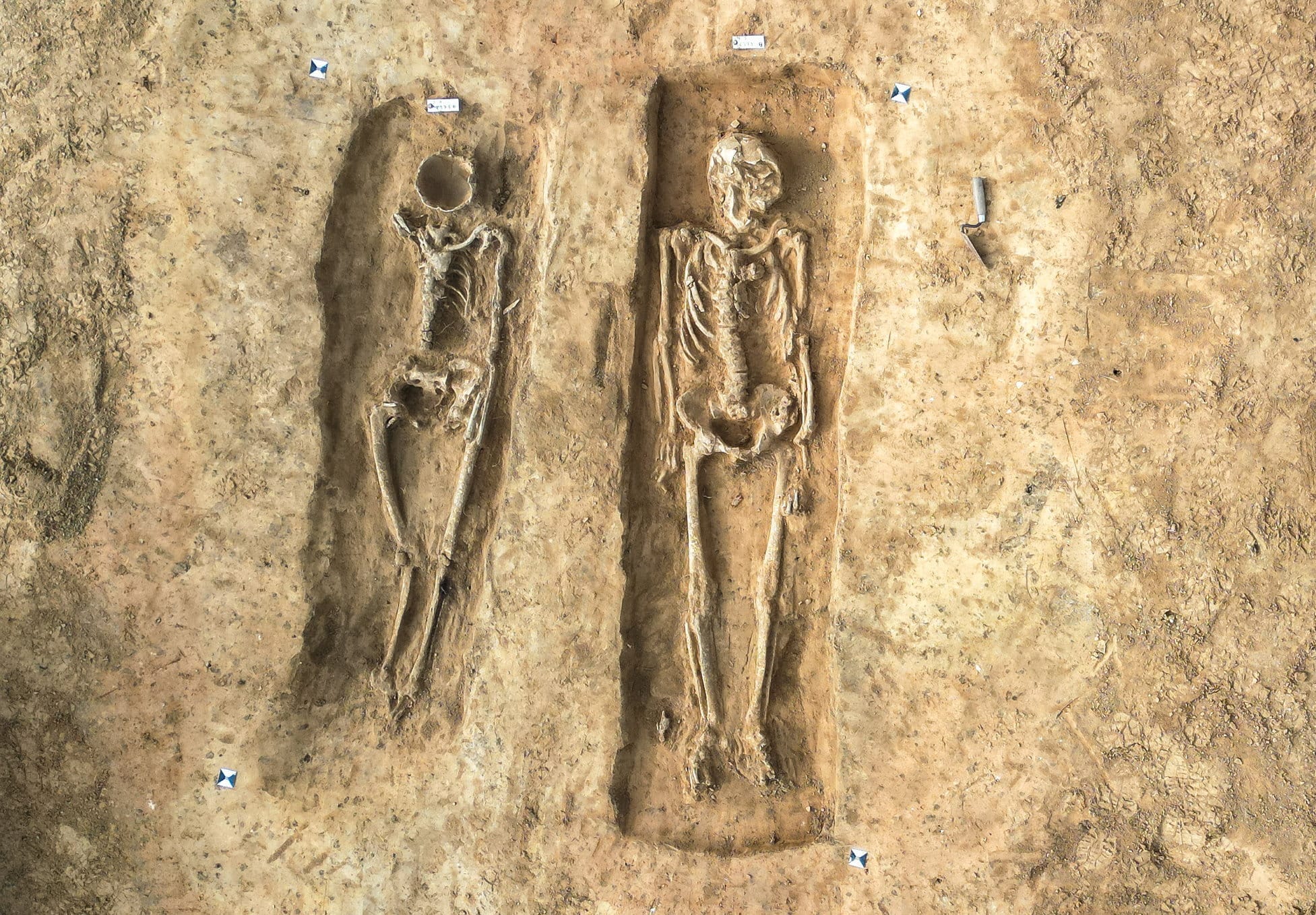 Noble couple buried on 10th c. palace grounds