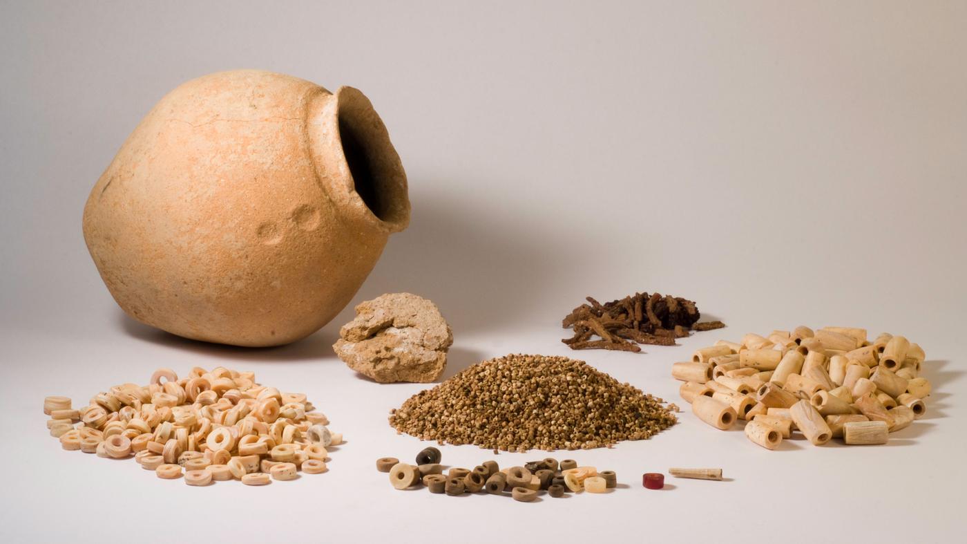 5,600-year-old pot full of beads found in Jordan