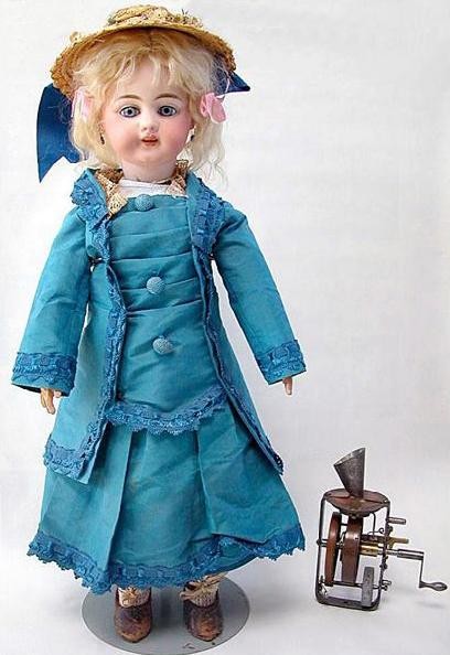 Edison’s first, less scary talking doll recording – The History Blog