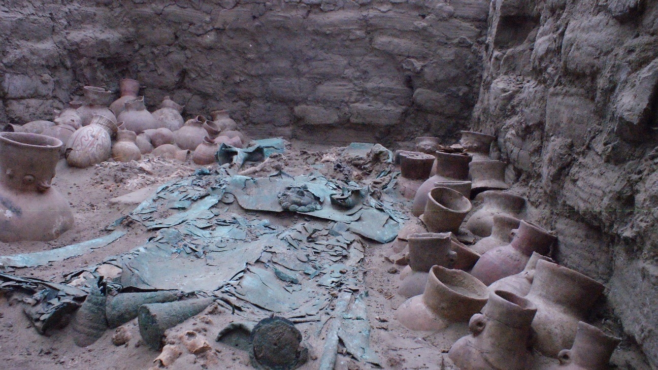 Three graves of Moche elite found in Peru